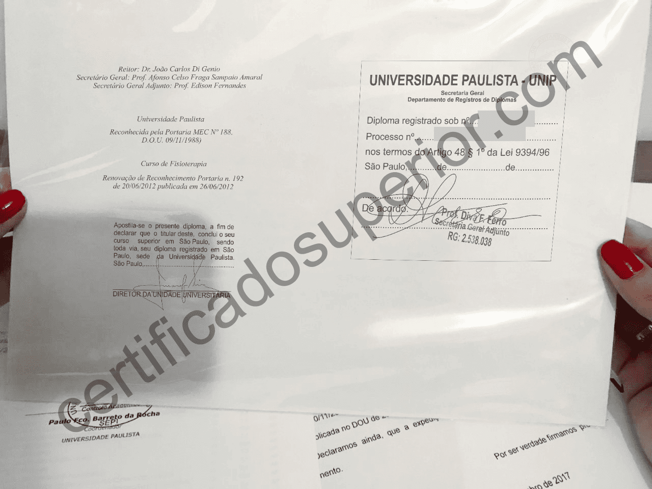 Comprar diploma PUC